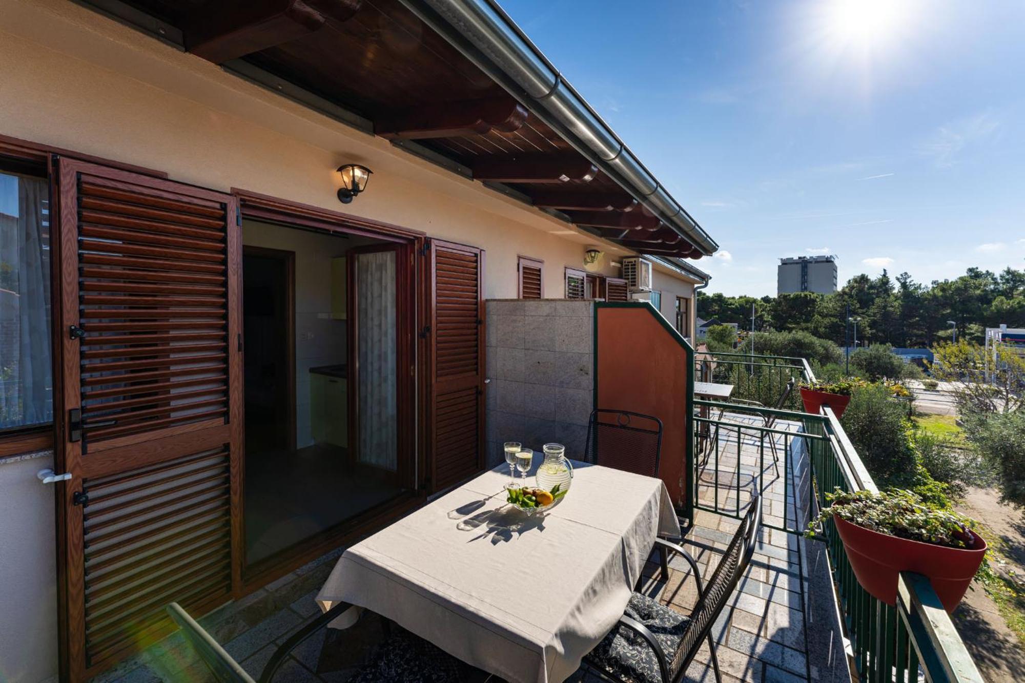 Apartments Adriana Starigrad Paklenica Phòng bức ảnh