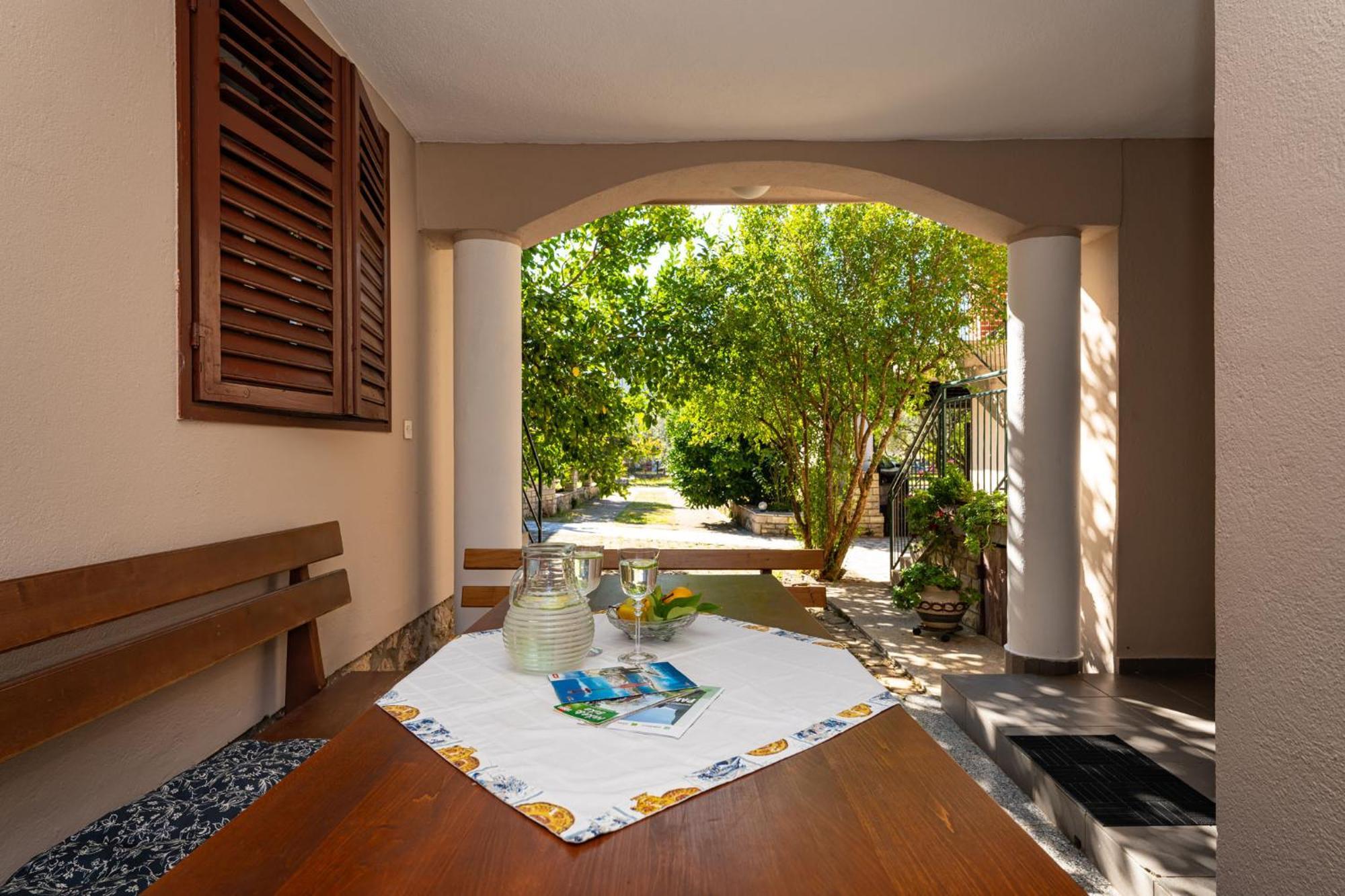Apartments Adriana Starigrad Paklenica Phòng bức ảnh