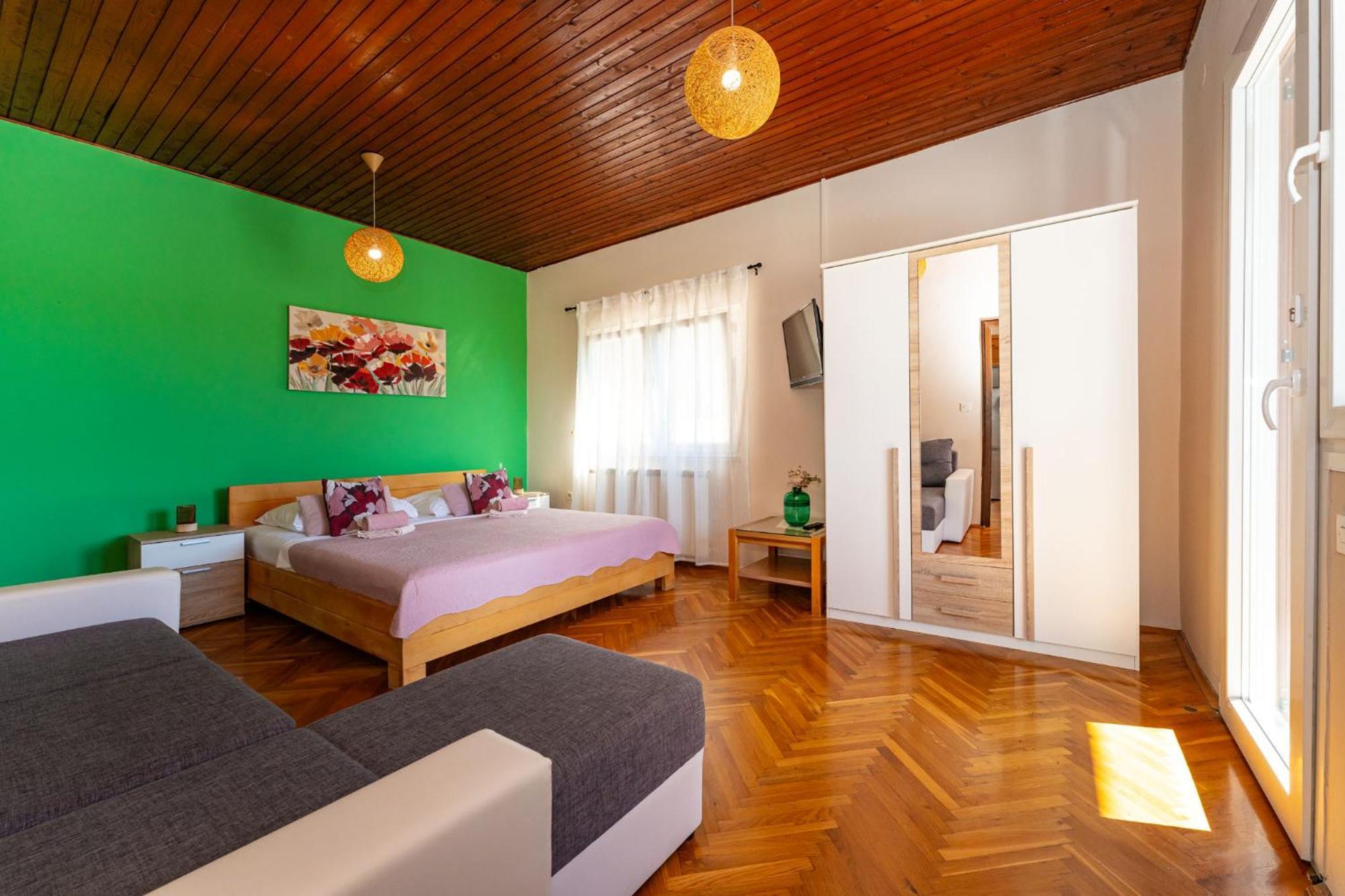 Apartments Adriana Starigrad Paklenica Ngoại thất bức ảnh